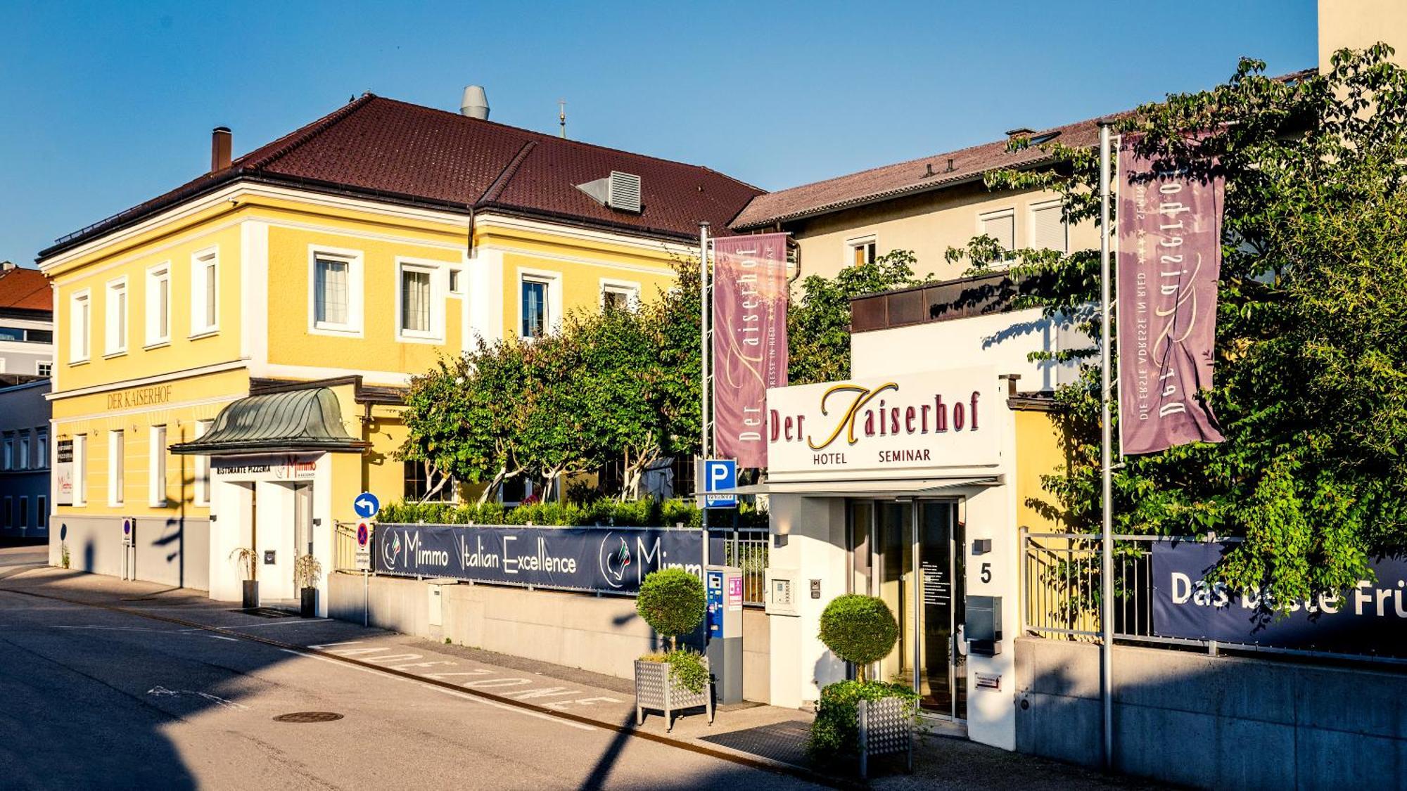 Der Kaiserhof Ried Hotel Ried im Innkreis Exterior photo