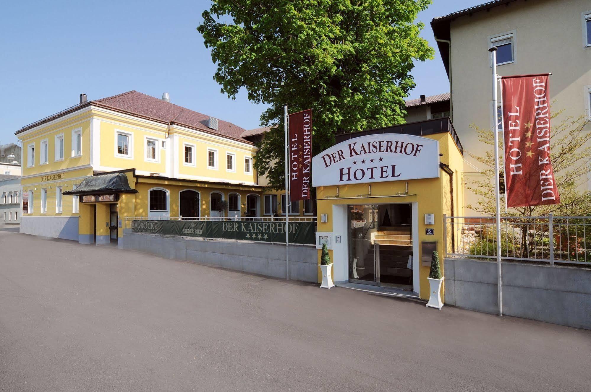 Der Kaiserhof Ried Hotel Ried im Innkreis Exterior photo